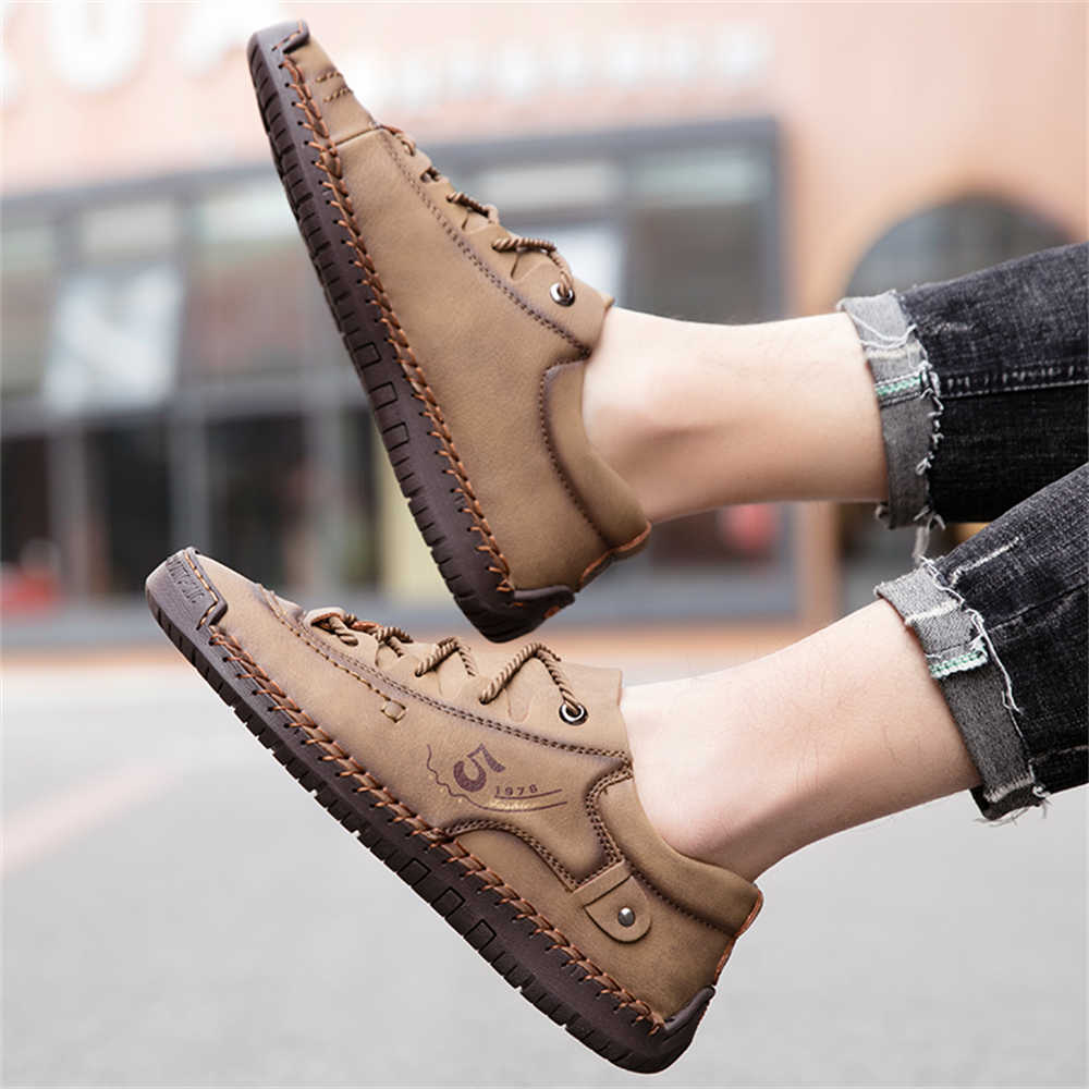 Luxury Lifestyle Team - Sepatu Lari Pria Anti Selip Nomor