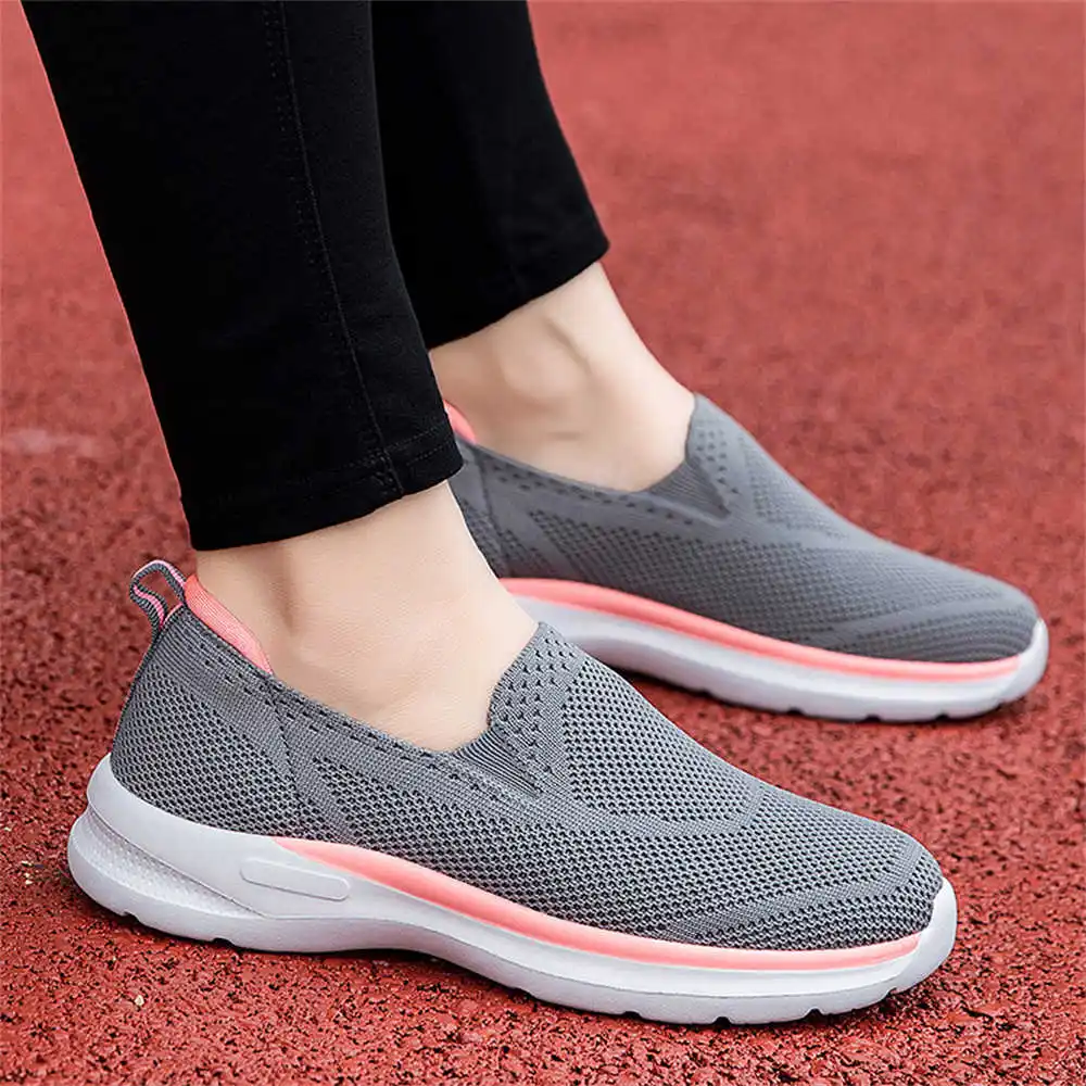 Tanpa renda jaring sepatu bot  - Luxury Lifestyle Lounge ulasan dan harga